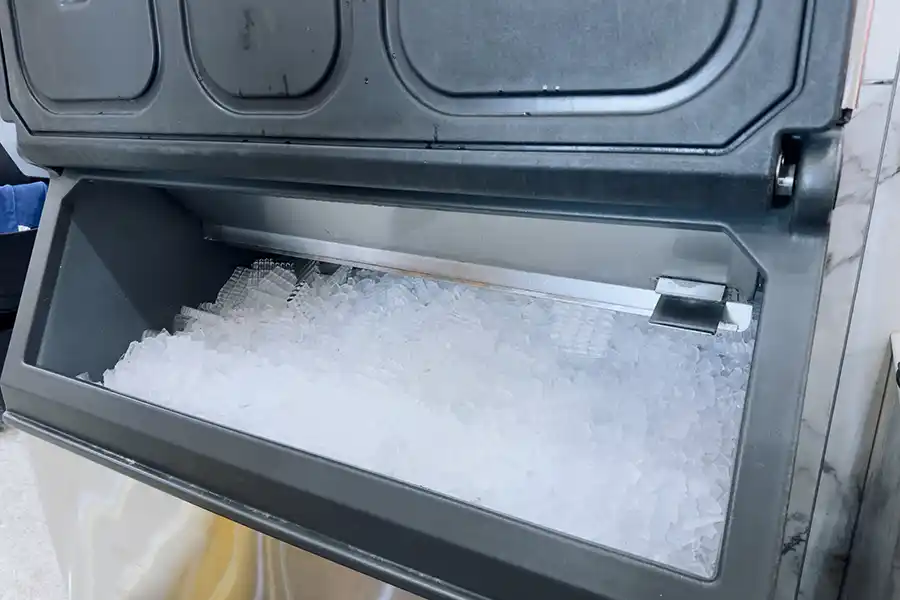 How Routine Cleaning Reduces Ice Machine Malfunctions in Katy, TX
