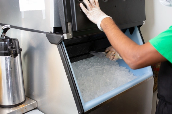 Ice Machine Cleaning Ice Machine Cleaning